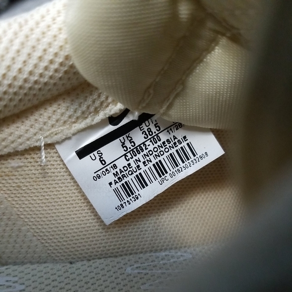 Nike Procell Blazer Low Canvas Yellow NYC Edition Shoe Size 6 Men CJ0692-100 - Picture 8 of 9